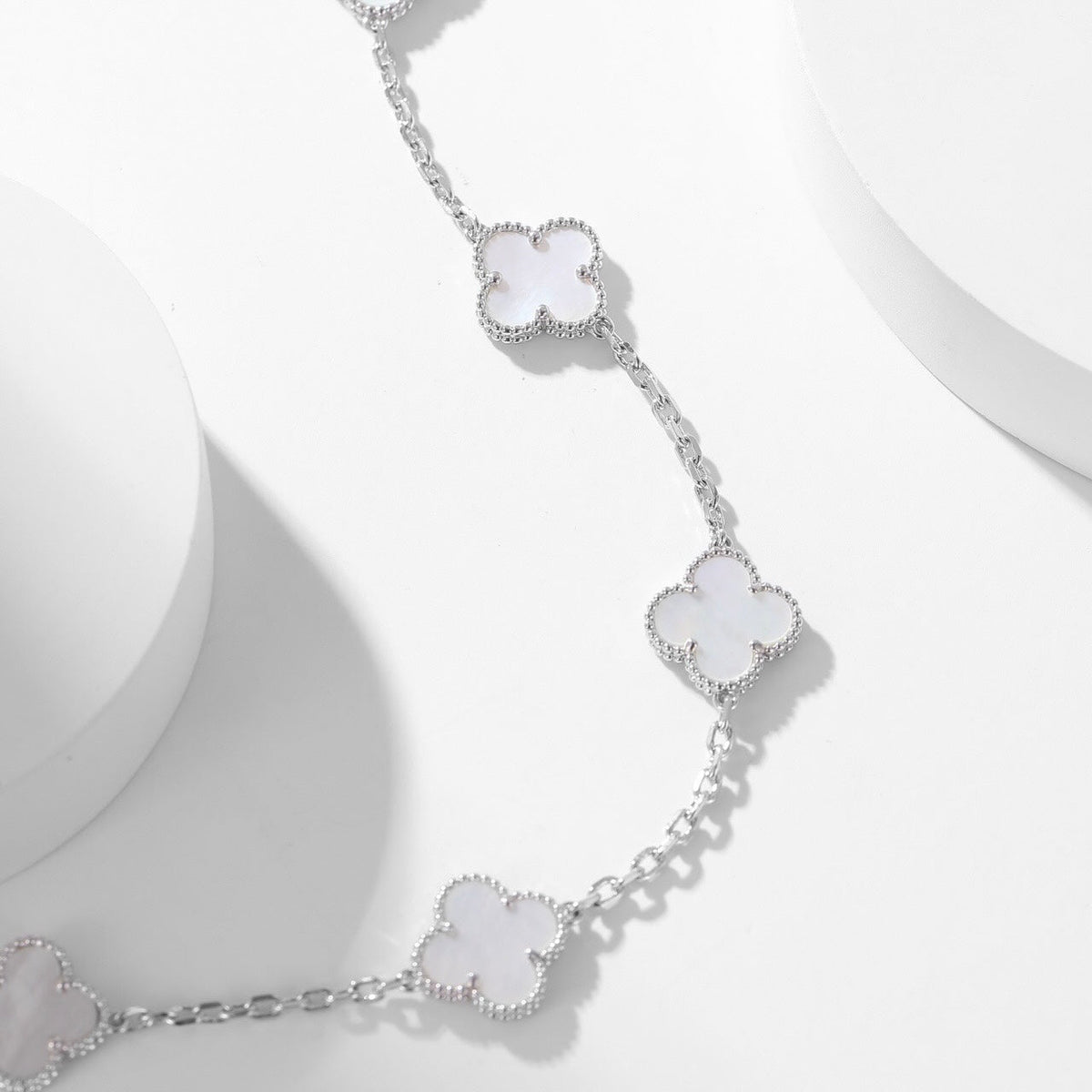 [⭐Novea]CLOVER 10 MOTIFS WHITE MOTHER OF PEARL NECKLACE