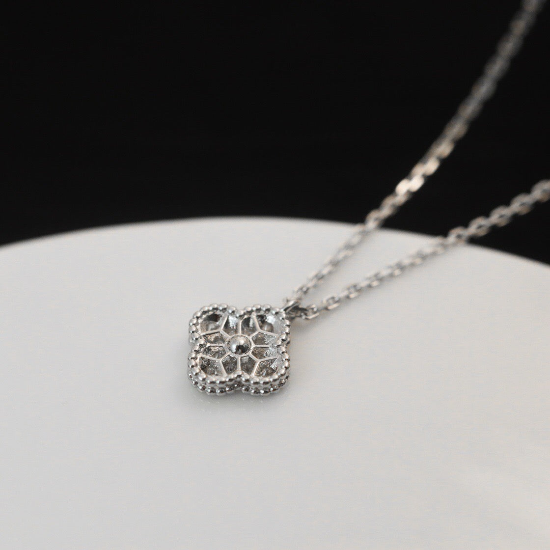 [⭐Novea]CLOVER MINI 9.5MM PENDANT DIAMOND NECKLACE