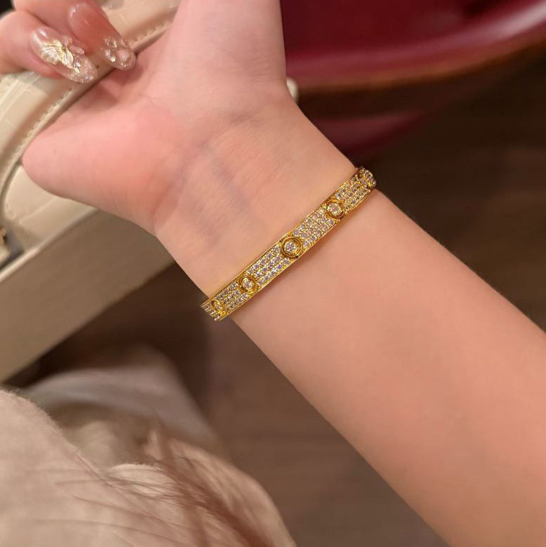 [⭐Novea]LOVE BRACELET 6.1MM DIAMOND-PAVED 10 BIG DIAMONDS