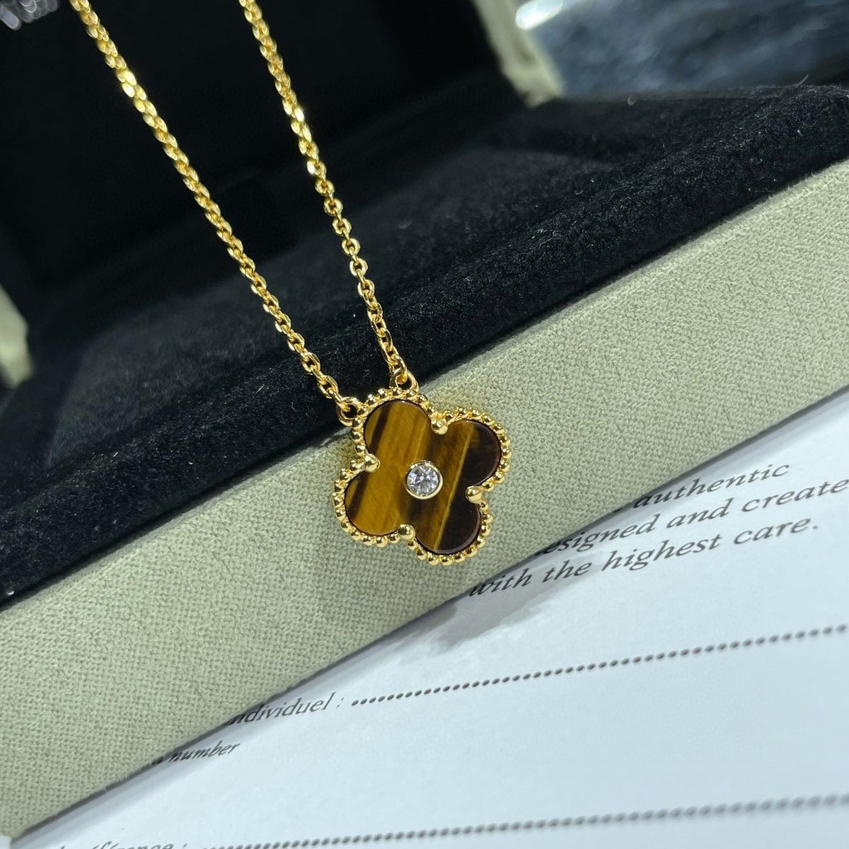 [⭐Novea]CLOVER 15MM DIAMOND AND YELLOW TIGER'S EYE AGATE necklace