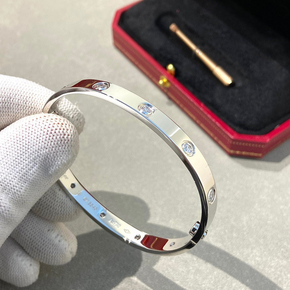 [⭐Novea]LOVE BRACELET 6.1MM 10 DIAMONDS