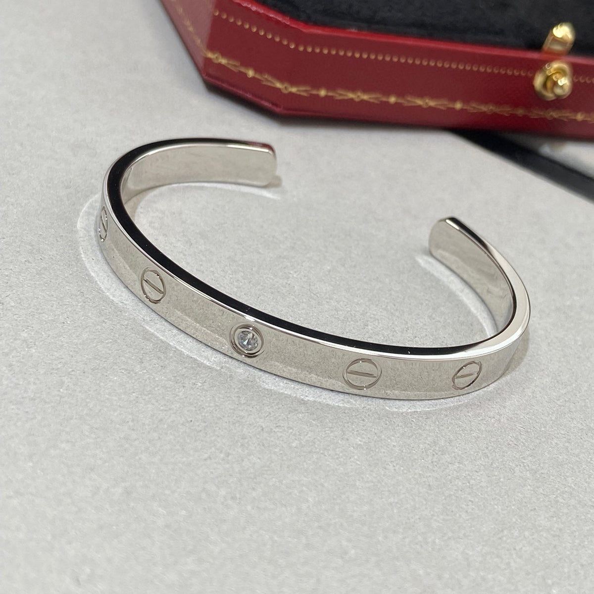 [⭐Novea]LOVE BRACELET 6.1MM 1 DIAMOND OPEN CUFF