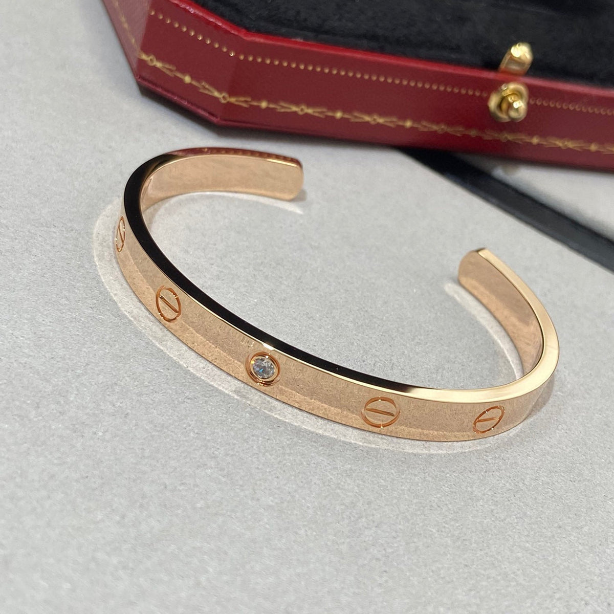 [⭐Novea]LOVE BRACELET 6.1MM 1 DIAMOND OPEN CUFF