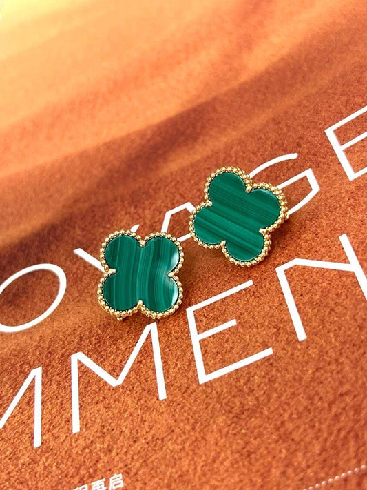 [⭐Novea] CLOVER LARGE (20mm) 1 MOTIFS GREENER MOP STUD EARRINGS