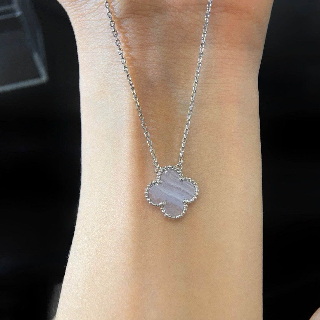[⭐Novea]CLOVER 15MM BLUE CHALCEDONY NECKLACE SILVER