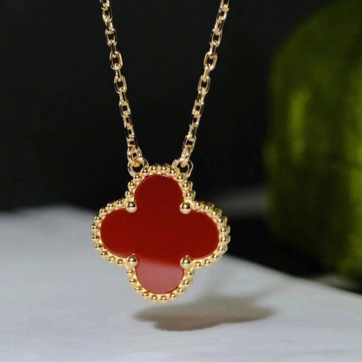 [⭐Novea]CLOVER 15MM CARNELIAN SINGLE FLOWER NECKLACE
