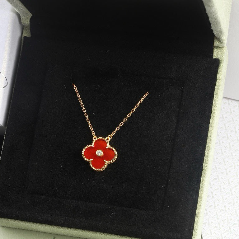 [⭐Novea]CLOVER 15MM DIAMOND CARNELIAN NECKLACE