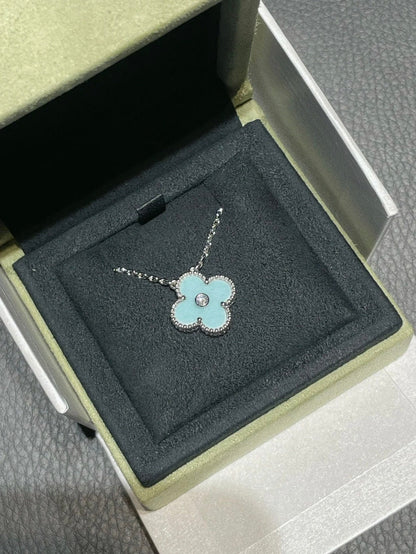 [⭐Novea]CLOVER 1 DIAMOND LIGHT BLUE SILVER NECKLACE