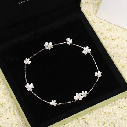 [⭐Novea]FRIVOLE SILVER 9 FLOWERS NECKLACE