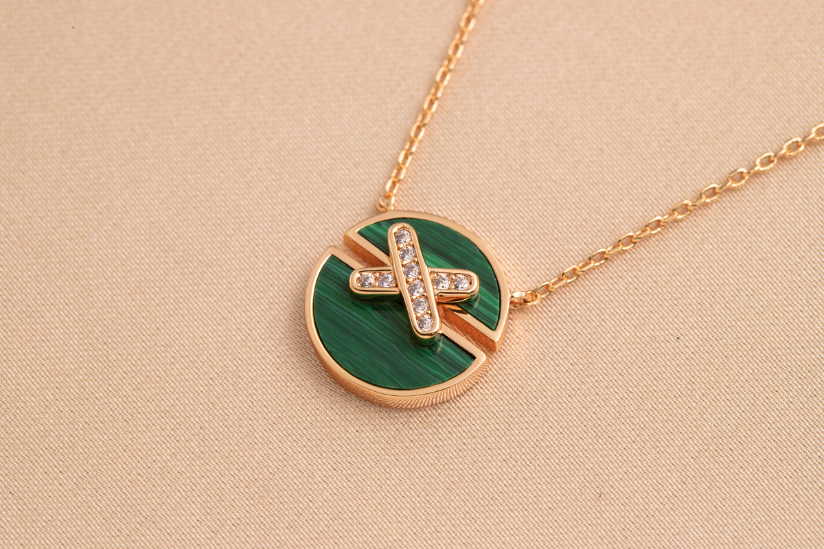 [⭐Novea]JEUX DE PINK GOLD DIAMOND NECKLACE