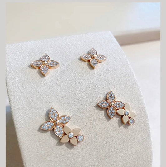 [⭐Novea]STAR BLOSSOM STUD EARRINGS PINK GOLD DIAMONDS