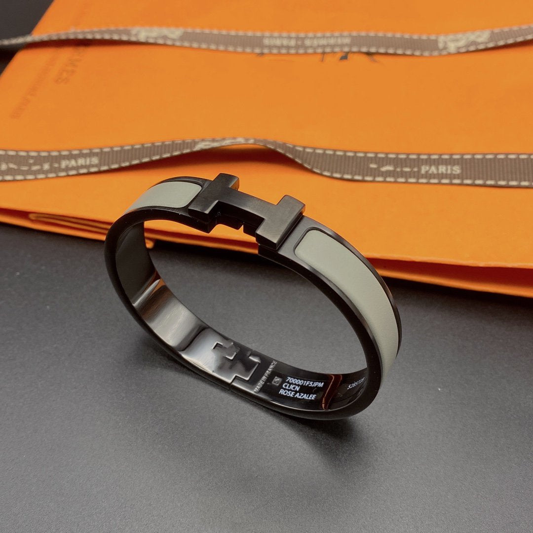 [⭐Novea]CLIC HM SO BLACK GREY BRACELET