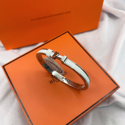 [⭐Novea]CLASSIC HM CLIC WHITE 8MM ENAMEL BRACELET