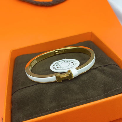 [⭐Novea]CLASSIC HM CLIC WHITE 8MM ENAMEL BRACELET