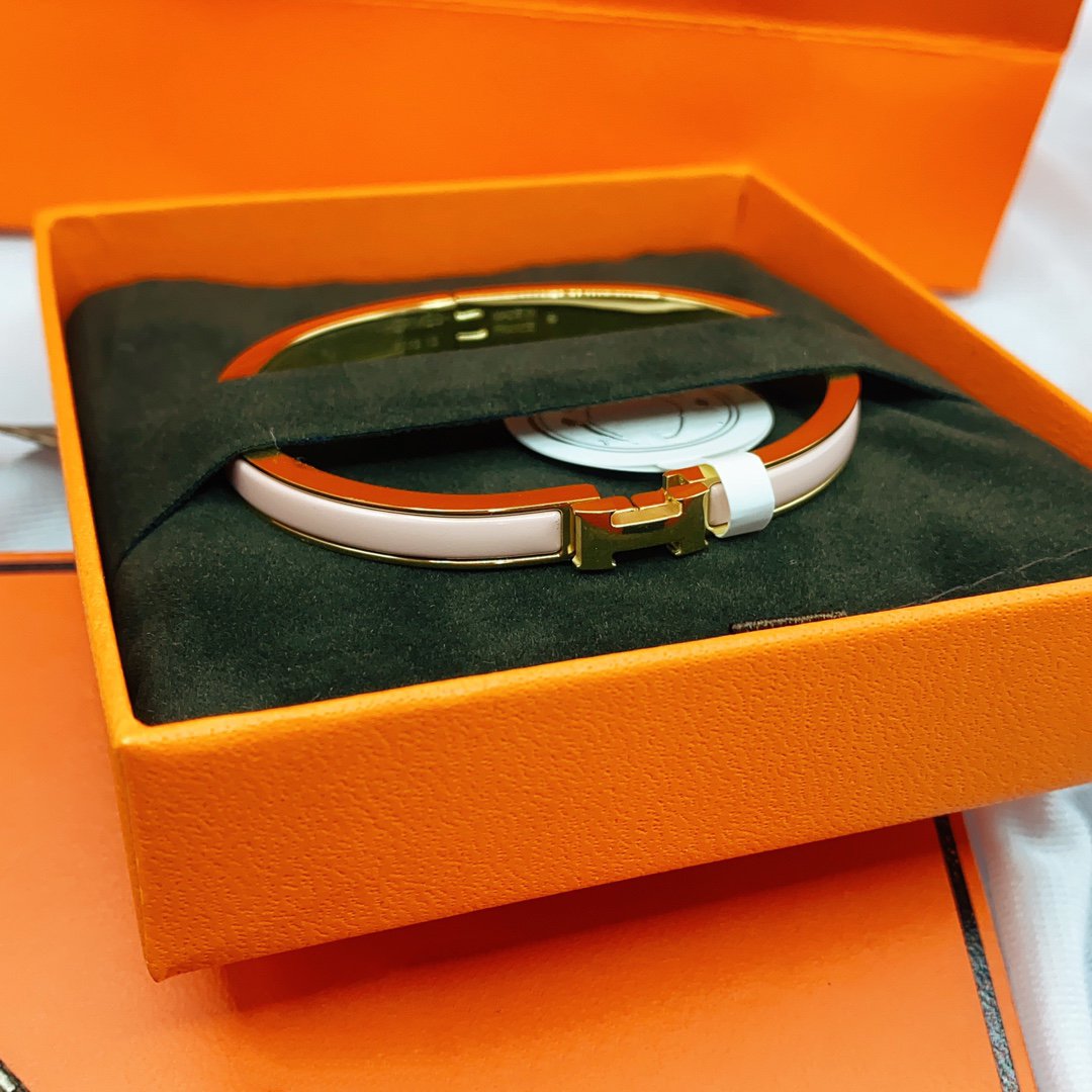 [⭐Novea]CLASSIC HM CLIC  PINK 8MM ENAMEL BRACELET