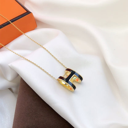 [⭐Novea]HM CLIC BLACK ENAMEL GOLD NECKLACE
