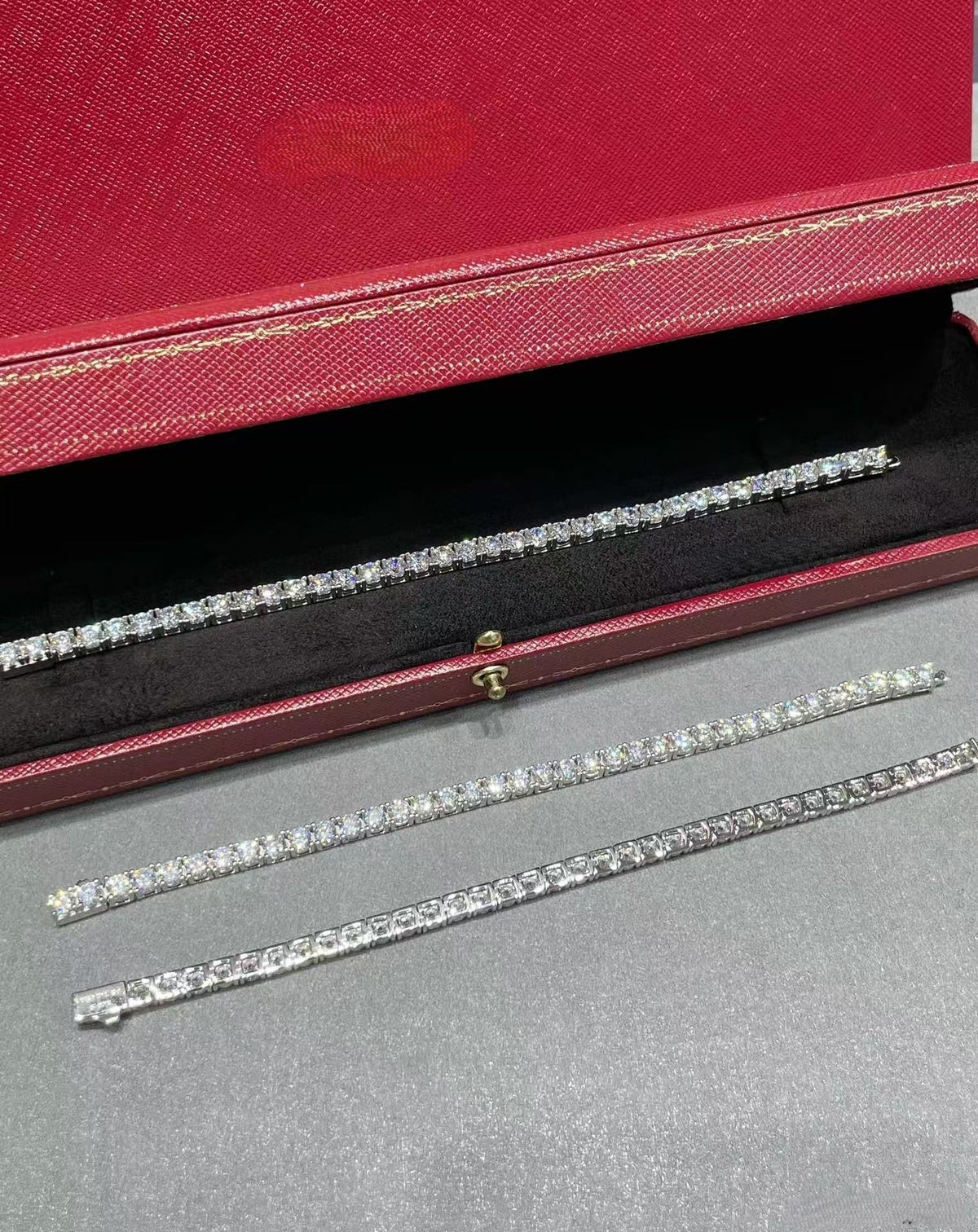 [⭐Novea jewelrys]TENNIS BRACELET WITH FULL DIAMOND SETTING