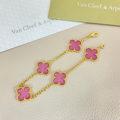 [⭐Novea]NEW BUBBLE PINK ENAMEL 5-FLOWER BRACELET
