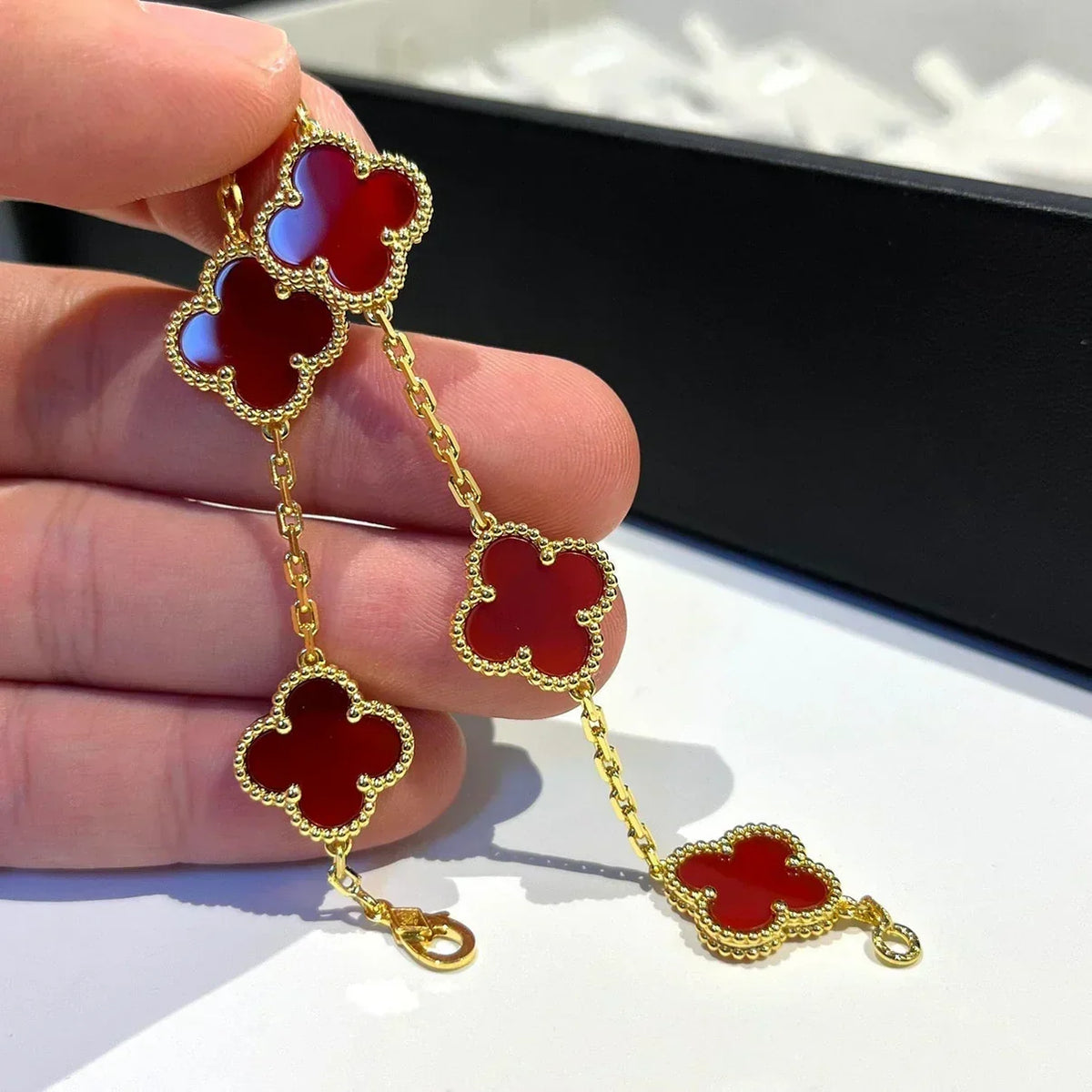 [⭐Novea] CLOVER 5 MOTIF RED CORNELIAN BRACELET COLLECTION