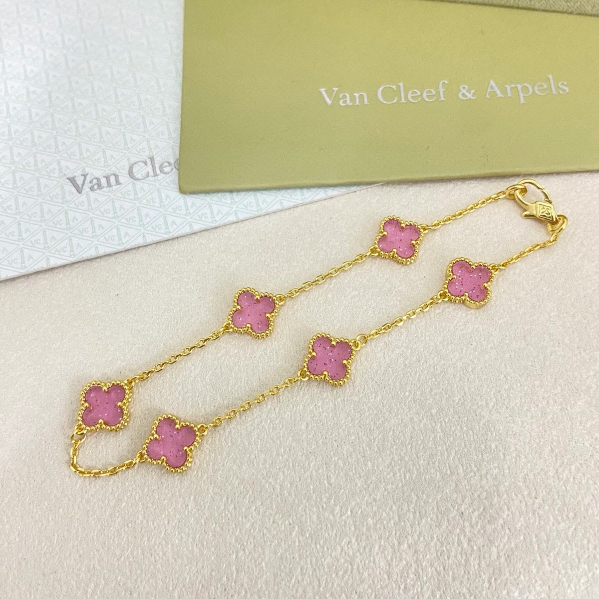 [⭐Novea]2026 NEW CLOVER 6 MOTIF BUBBLE PINK ENAMEL BRACELET