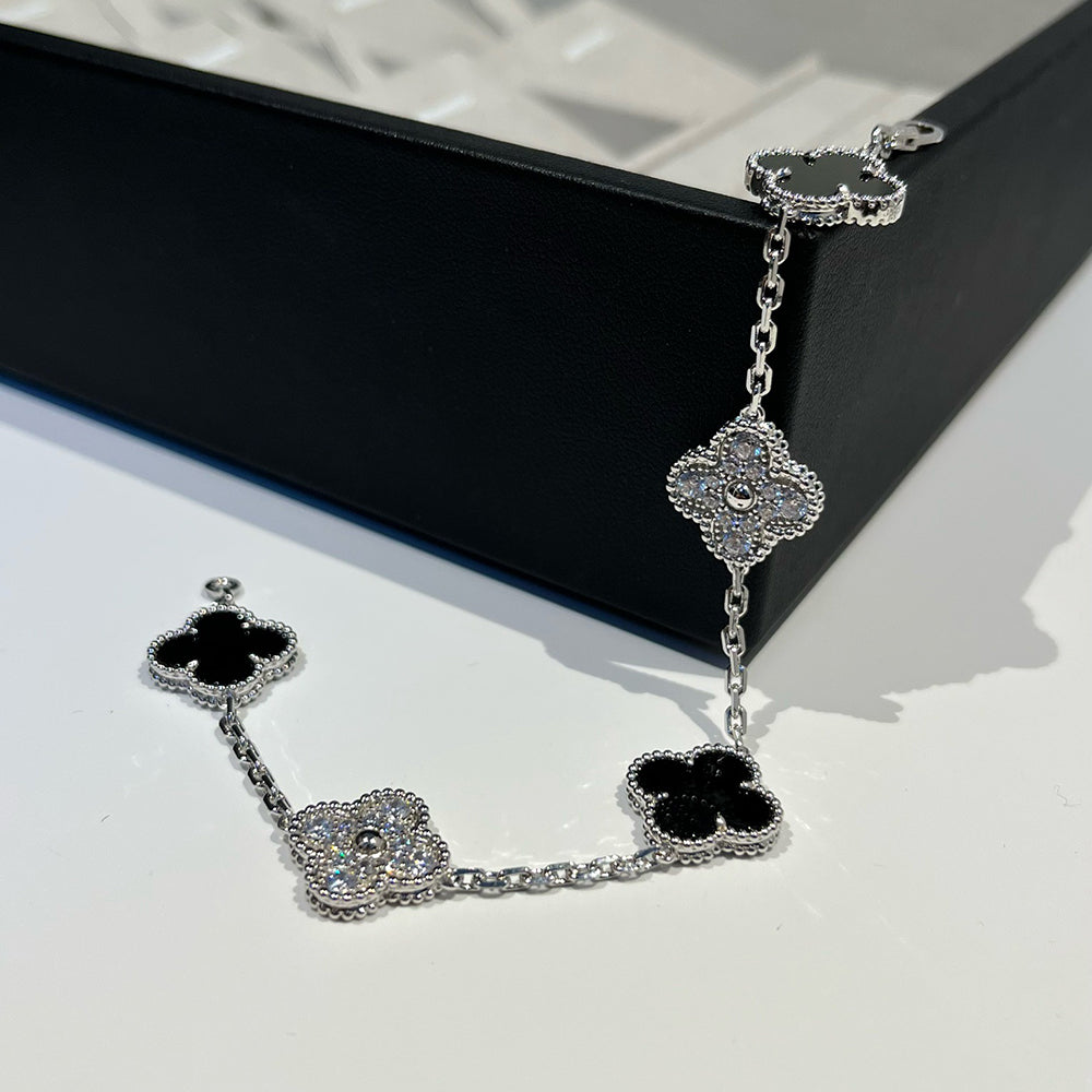 [⭐Novea] CLOVER 5 MOTIF ONYXS BRACELET COLLECTION