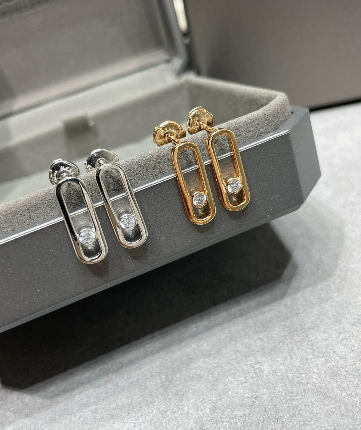 [⭐Novea]MOVE UNO SMALL 1 DIAMOND EARRINGS
