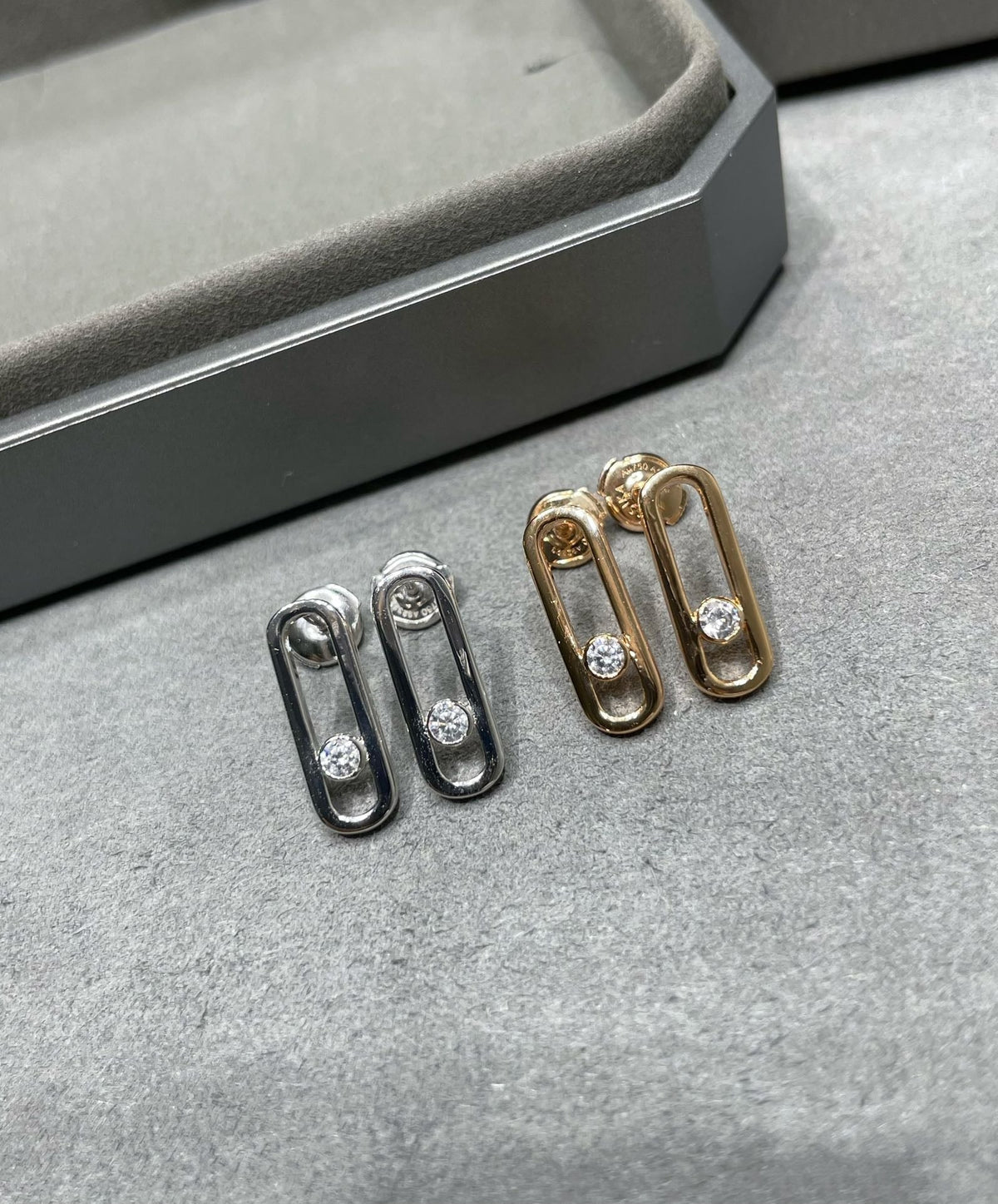[⭐Novea]MOVE UNO SMALL 1 DIAMOND EARRINGS