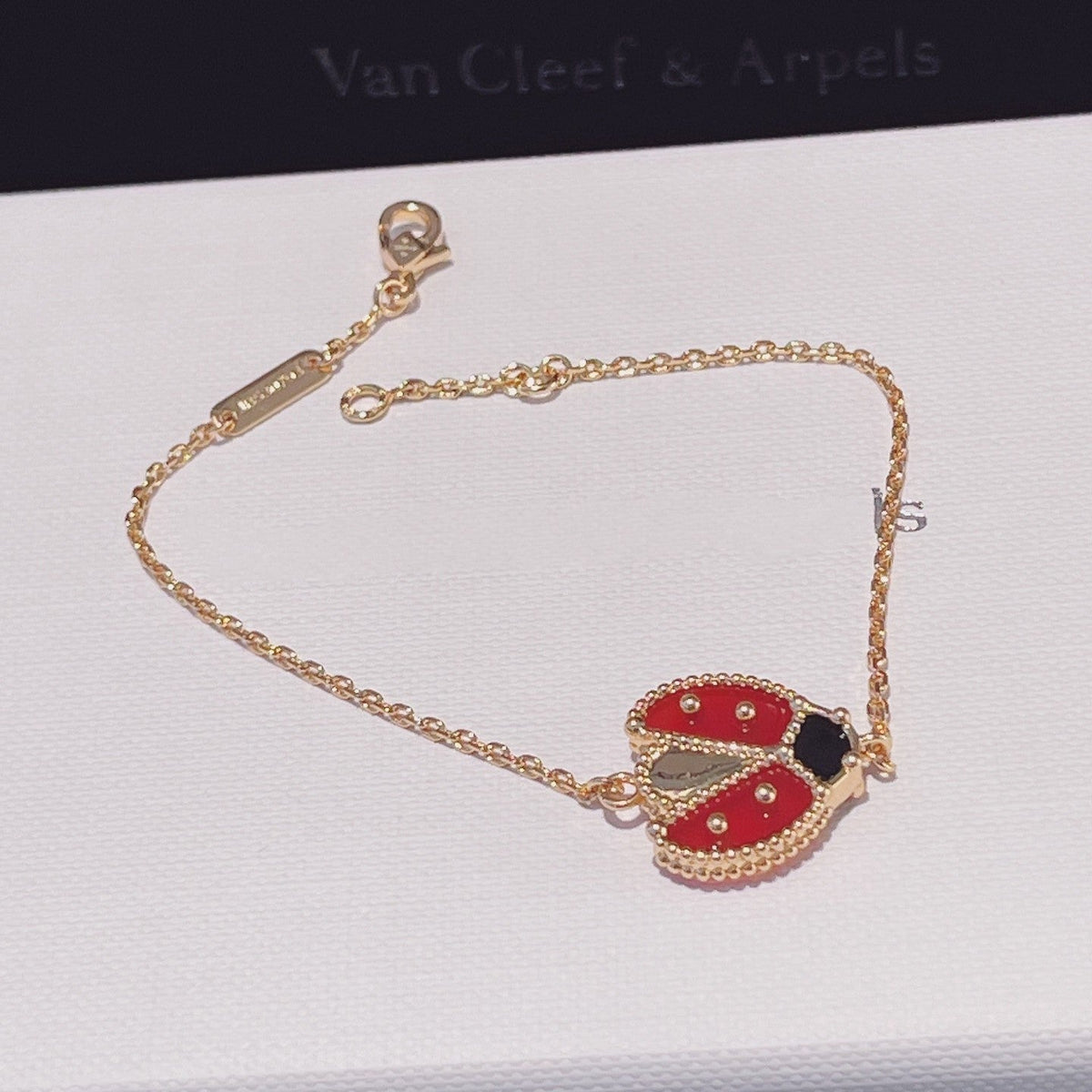 [⭐Novea]LUCKY SPRING 1 MOTIF PINK GOLD BRACELET